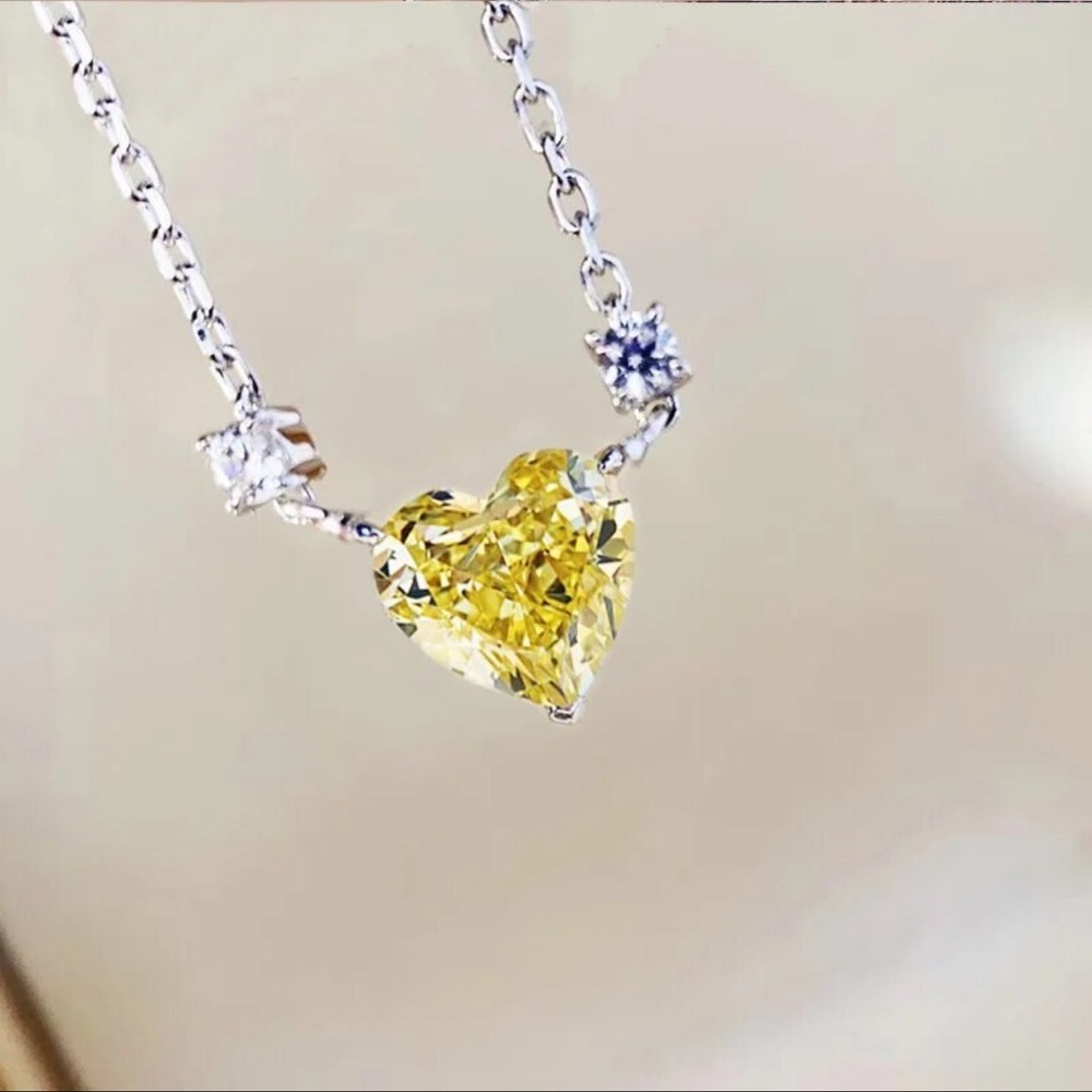 Dainty Crystal Heart Necklace - Picture 14 of 14